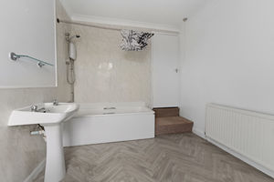 Photo 21- click for photo gallery